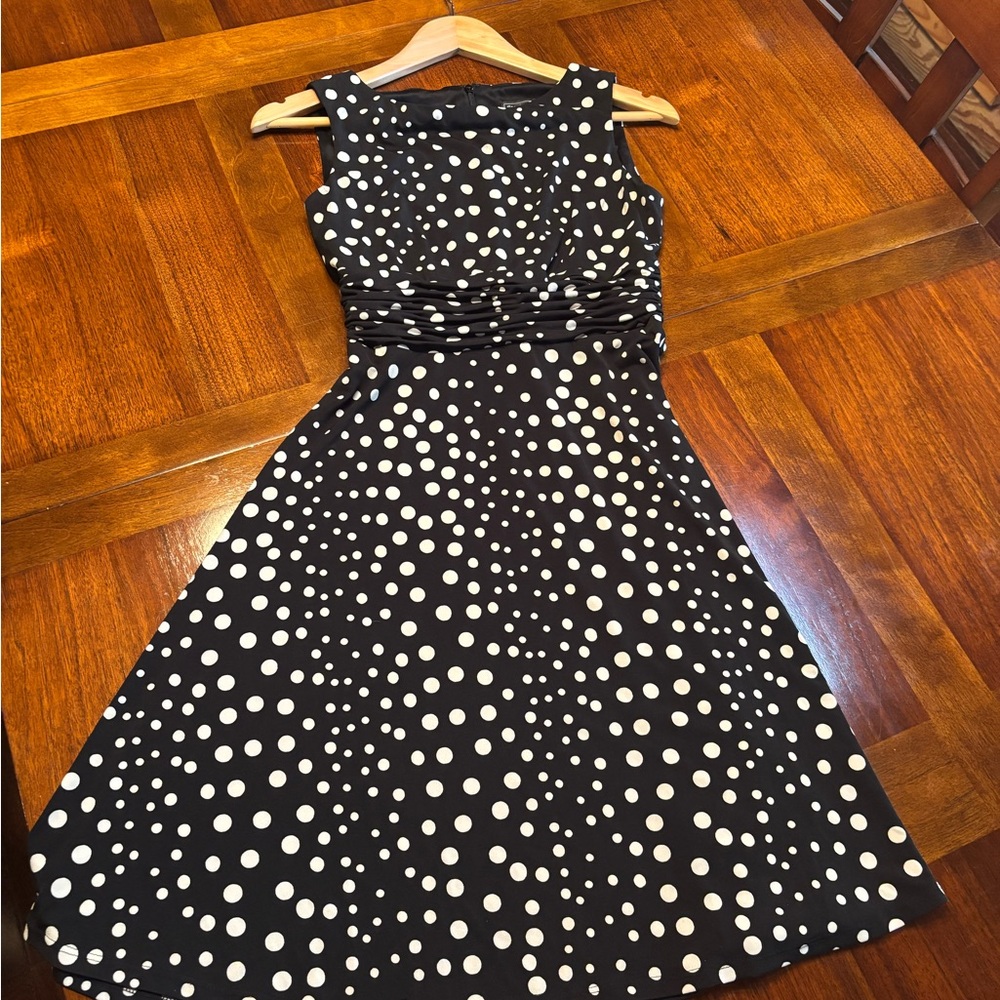 Jessica Howard Black and White Dot Midi Dress size 4P
